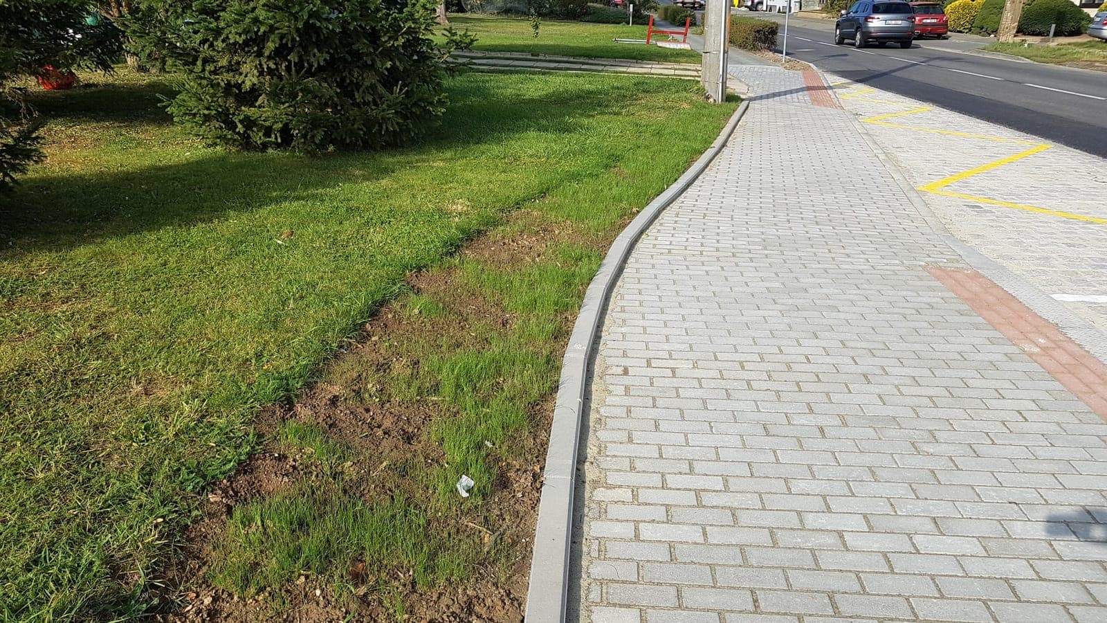 Komunikace v Blučině — fotografie 6 z 6